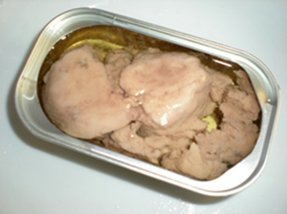 Салат с яйцами и печенью трески Салат с яйцами и печенью трески