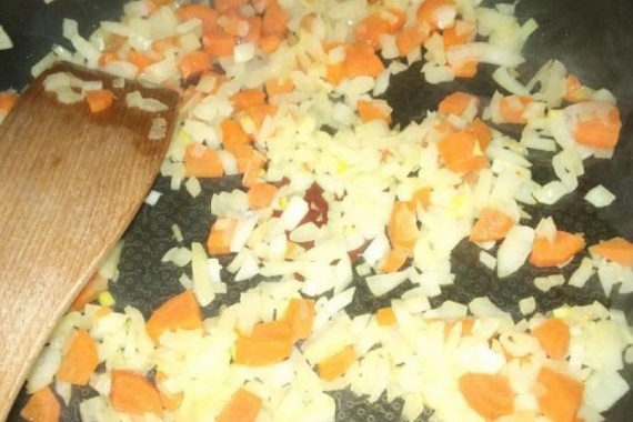 Гороховый суп с копченой курицей Гороховый суп с копченой курицей