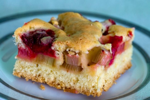 Пирог из ревеня и клубники Пирог из ревеня и клубники