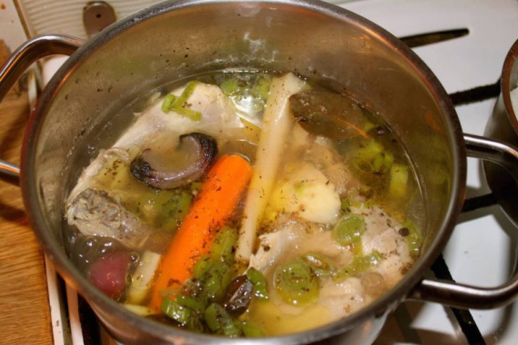 Суп с рисом и курицей Суп с рисом и курицей