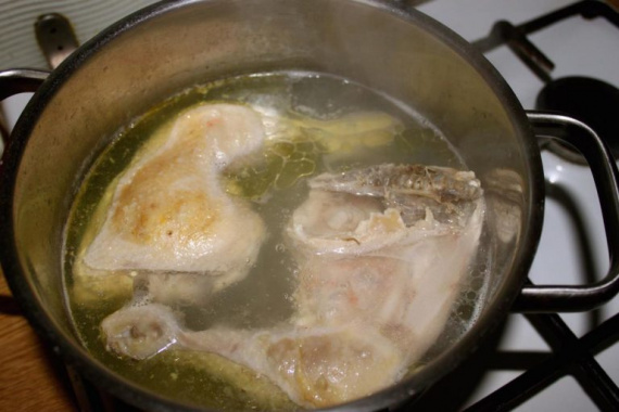 Суп с рисом и курицей Суп с рисом и курицей