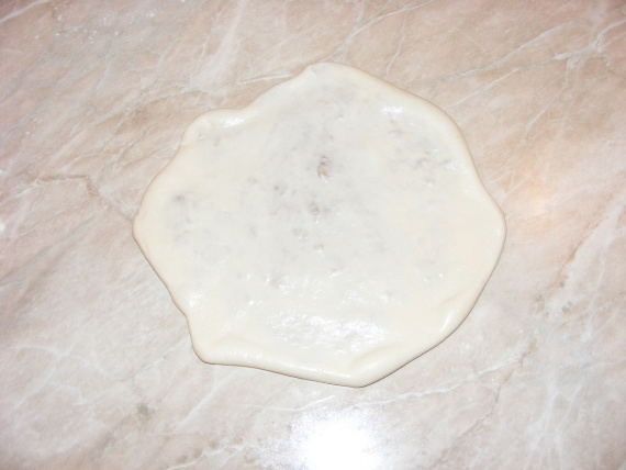 Пирог с мясом на сковороде Пирог с мясом на сковороде