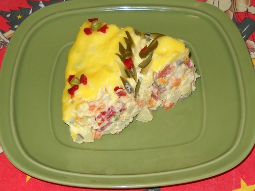 Праздничный салат с курицей Праздничный салат с курицей
