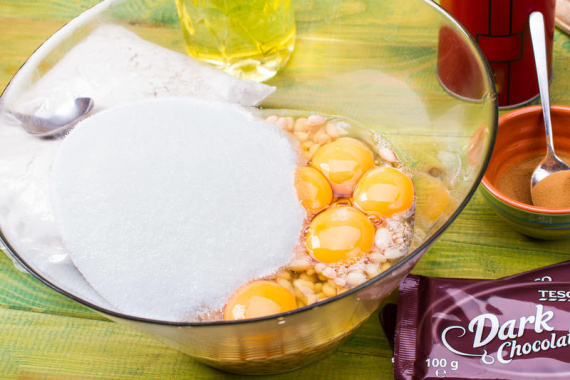 Брауни из фасоли с орехами Брауни из фасоли с орехами
