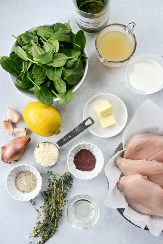 Куриное филе со шпинатом в сливках Куриное филе со шпинатом в сливках