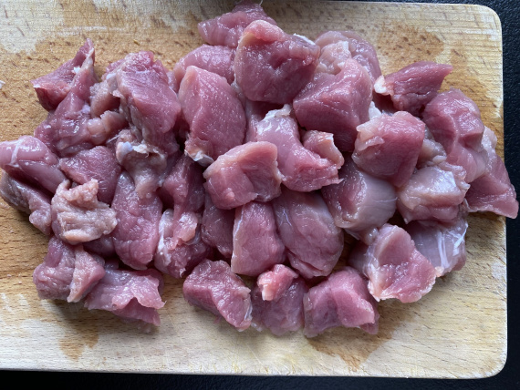 Рисовая лапша со свининой и овощами Рисовая лапша со свининой и овощами