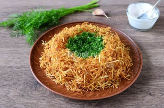Салат "Кукушкино гнездо" Салат "Кукушкино гнездо"
