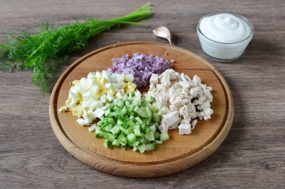 Салат "Кукушкино гнездо" Салат "Кукушкино гнездо"