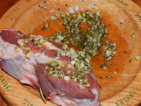 Баранина, запеченная с картофелем Баранина, запеченная с картофелем