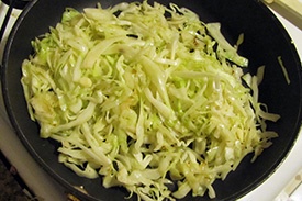Пирожки с капустой и картошкой. Пирожки с капустой и картошкой.