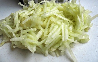 Манник с яблоками в мультиварке Манник с яблоками в мультиварке