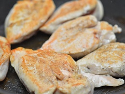 Куриное филе в сливках с сыром Куриное филе в сливках с сыром