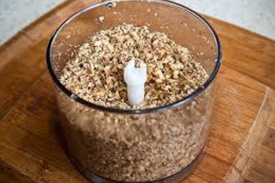 Салат с черносливом, курицей и грибами Салат с черносливом, курицей и грибами