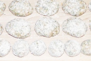 Паровые котлеты из курицы Паровые котлеты из курицы