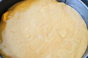 Шарлотка с яблоками и корицей Шарлотка с яблоками и корицей