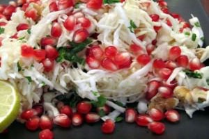 Салат из пекинской капусты с гранатом Салат из пекинской капусты с гранатом