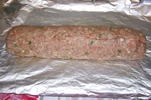 Мясной рулет из фарша с яйцом Мясной рулет из фарша с яйцом