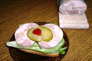 Куриный рулет с желатином Куриный рулет с желатином