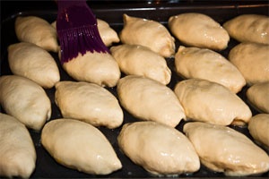 Пирожки с капустой и грибами Пирожки с капустой и грибами