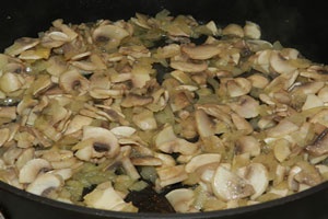 Пирожки с капустой и грибами Пирожки с капустой и грибами