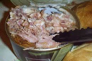 Гречка с тушенкой в мультиварке Гречка с тушенкой в мультиварке