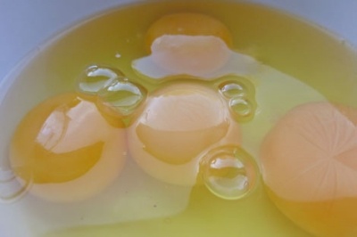 Салат с блинами и курицей Салат с блинами и курицей