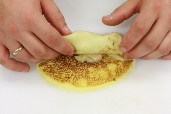 Блинчики с курицей и грибами Блинчики с курицей и грибами