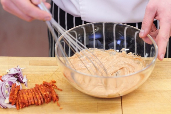 Салат из макарон и салями Салат из макарон и салями