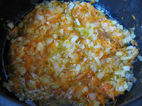 Фаршированные капустой и беконом перцы Фаршированные капустой и беконом перцы