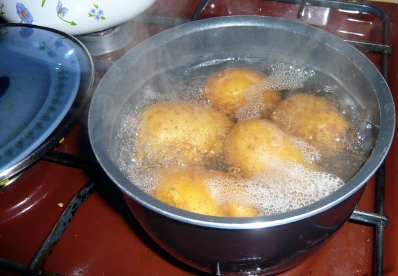 Картофельная запеканка с курицей в мультиварке Картофельная запеканка с курицей в мультиварке