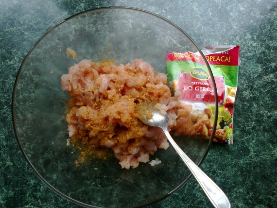 Рубленные куриные котлеты с грибами и сыром Рубленные куриные котлеты с грибами и сыром