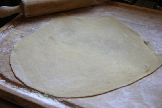 Торт медовый с черносливом и орехами Торт медовый с черносливом и орехами