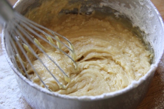 Торт медовый с черносливом и орехами Торт медовый с черносливом и орехами