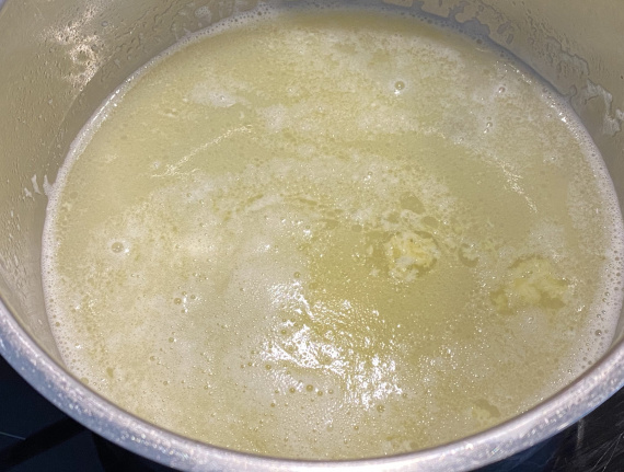 Вареники с квашеной капустой и грибами Вареники с квашеной капустой и грибами