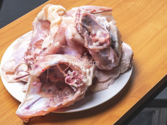Бульон из домашней курицы Бульон из домашней курицы