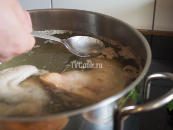 Бульон из домашней курицы Бульон из домашней курицы