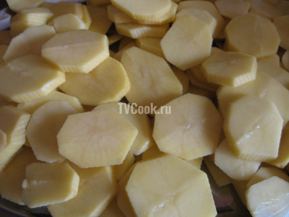 Пирог с курицей и картошкой Пирог с курицей и картошкой
