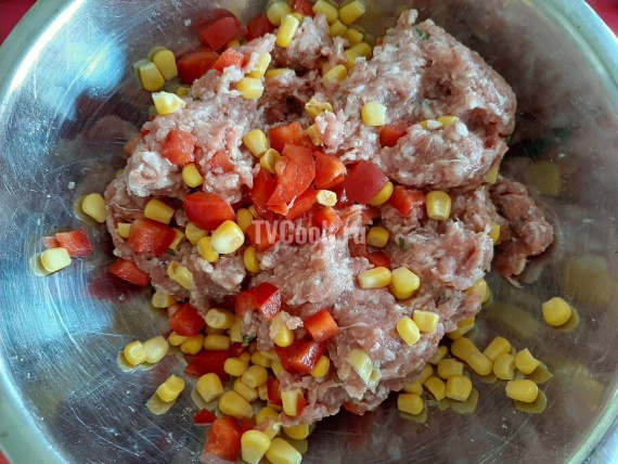 Кабачки запеченные в духовке с фаршем Кабачки запеченные в духовке с фаршем