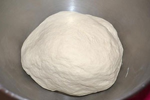 Пицца с грибами и курицей в духовке Пицца с грибами и курицей в духовке