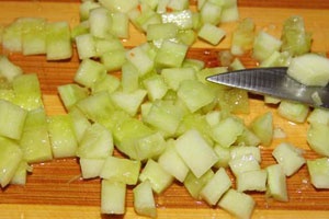 Помидоры, фаршированные мясным салатом Помидоры, фаршированные мясным салатом