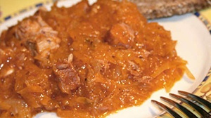 Мясо с капустой и картошкой Мясо с капустой и картошкой