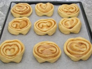 Сдобные булочки сладкие Сдобные булочки сладкие