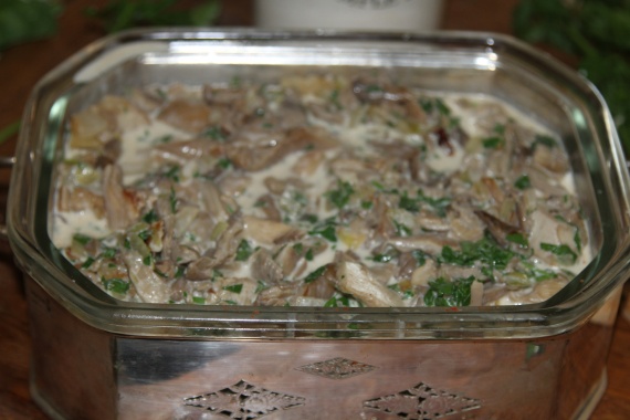 Куриная грудка с вешенками Куриная грудка с вешенками