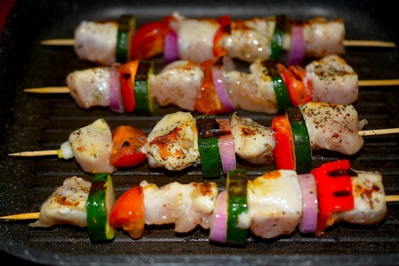 Куриные шашлычки с овощами Куриные шашлычки с овощами
