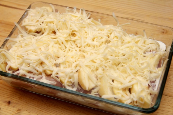Куриная грудка с яблоками в сливках Куриная грудка с яблоками в сливках