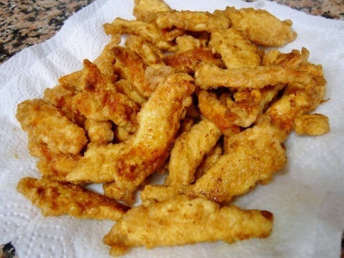 Салат с курицей в панировке Салат с курицей в панировке