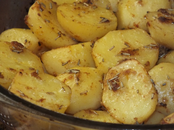 Румяный картофель в духовке Румяный картофель в духовке