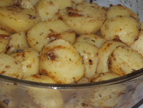 Румяный картофель в духовке Румяный картофель в духовке