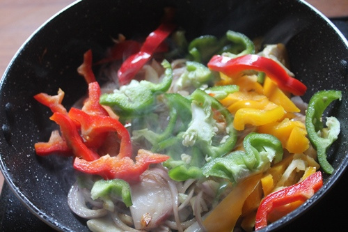 Макароны с курицей по-мексикански Макароны с курицей по-мексикански
