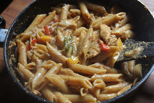 Макароны с курицей по-мексикански Макароны с курицей по-мексикански